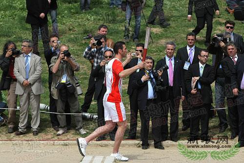 ����ʥ��