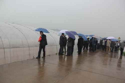 �����Աð����������ι��ɽ�����Ȫ��ļ��������㡣�õ�������ʽ�ḻ��������������������������Ĥʪ�������ȸ�����ɫ��