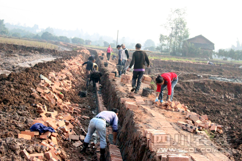 ���ط������ִ�ũҵʩ���ֳ�