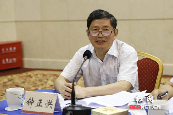 �����飺����ÿ��Ͷ7000��Ԫ��ѵ2����ְҵũ��