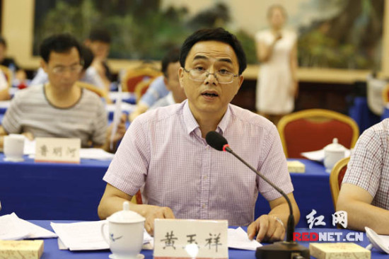 �����飺����Ҫ�����ƹ㷢չ50-300Ķ�ļ�ͥũ��