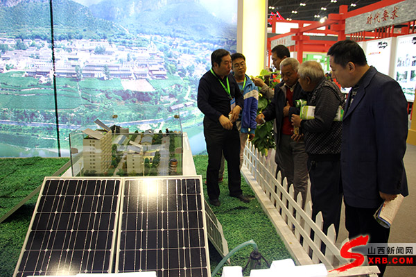 ������Ա�������չȺ�ڽ���ũ���ִ�����Դ��̬С��ģ�� 