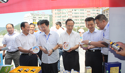 �����������ڰ˽�ȫ��ħ����ֲ���ؽ��辭�齻�����������ٿ�3