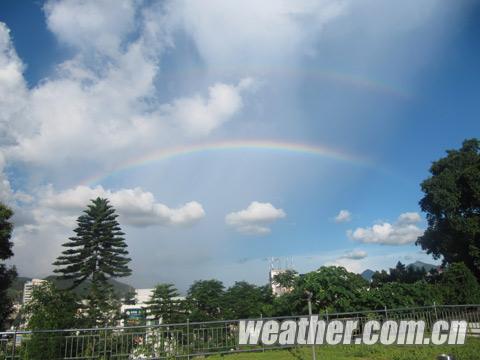 ���������ؾ��֡�˫�ʺ硱���� ����ֱ��50����