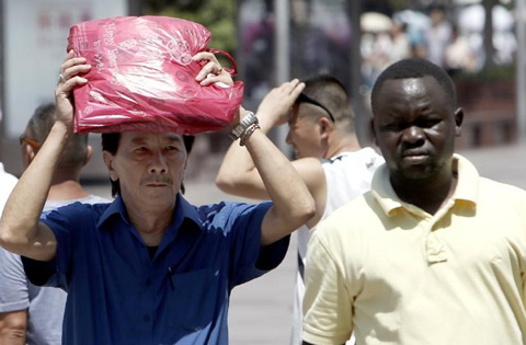 ��������Ϻ����²��� Ƶ��������º�ɫԤ��