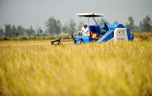 10��10�գ�һ̨�ո���ڽ����½�����ɽ���������е�����ҵ