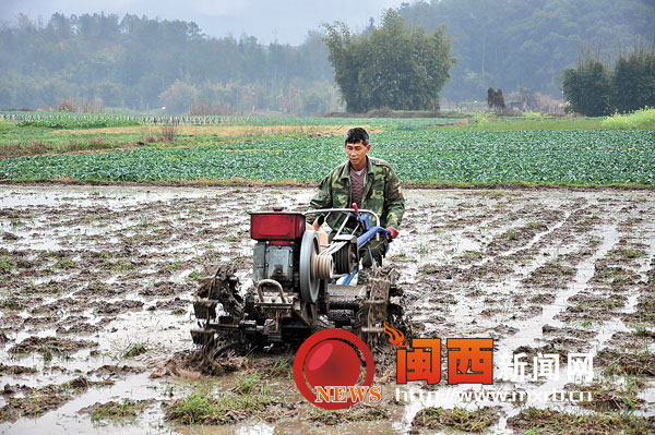 ������ƽ��5000��̨����ũ���������