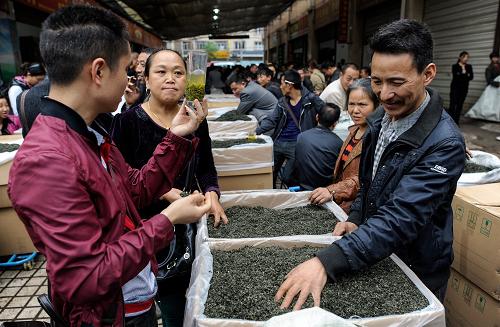 �Ĵ��Ű�����С��Ҷ�����𡰴��г���