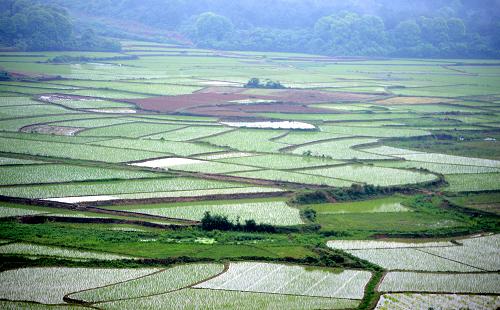 ���ǽ���ʡ�ϸ�����Ϫ����լ���Բ�����絾ũ�4��24���㣩��