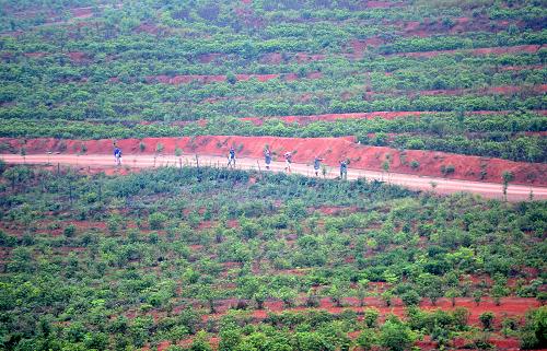 �ֵ���ת����Ϫ������������Լҿ���������ɽ���񹤡���4��24���㣩