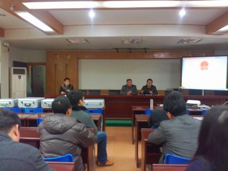 ����ɳ�أ���չũҩ�����ٲ��ǲ�����ѵ