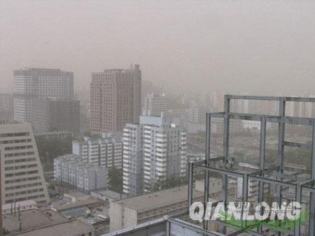 北京迎来今年第三次浮尘天气 空气轻微污染(图)