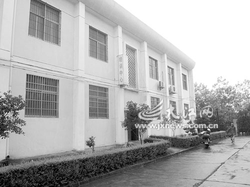 ��ѵ��ҵ���ı����ʦ���ʱ���ȡ����50����