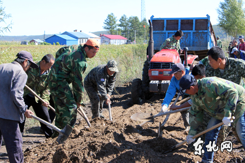 �ں��ֺ��ؽ���ũҵ������������ �Ż�ˮ���������վ��գ�ͼ��4��