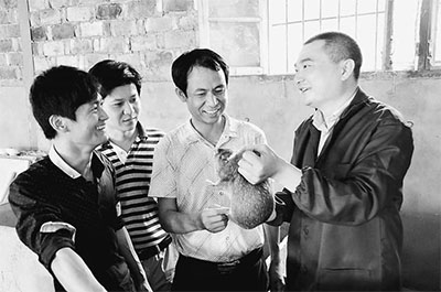 江西樟树洞塘村:小竹鼠做出了大文章