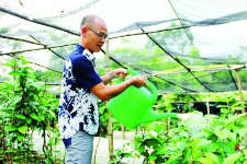 村里走出的第一位大学生:立志做一个职业农民