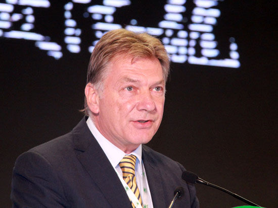 席龙:消费者安全意识提升令食品安全前景乐观