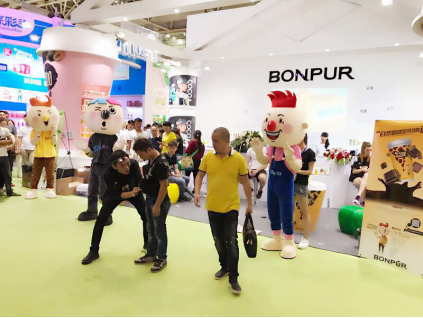 逗咖先生:将世界带回来给你