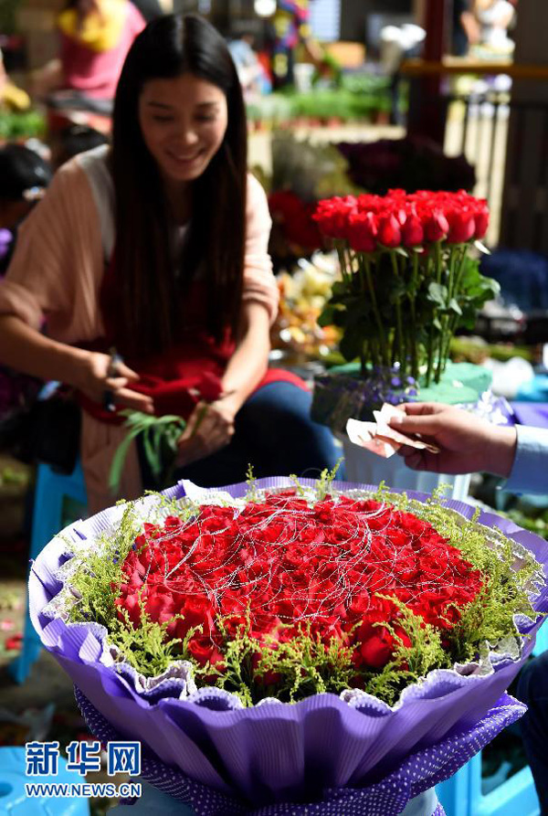 ÔÆÄÏÀ¥Ã÷£ºÌØÉ«ÏÊ»¨ÏúËĺ£