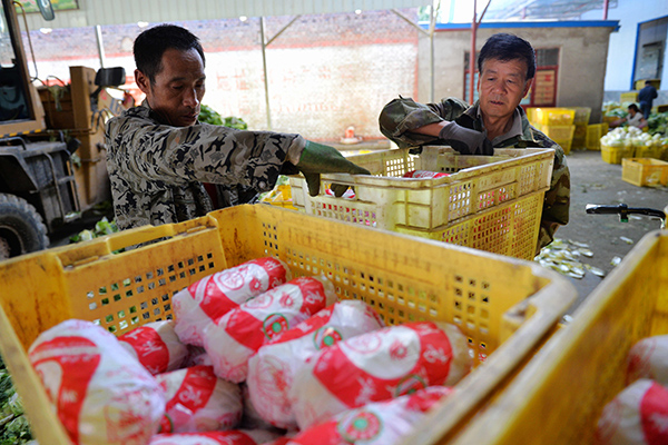 7��27�գ����������ڰ��˷ּ�õĸ�ԭ�Ĳˡ�