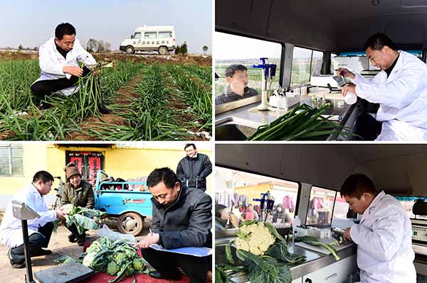 左上:安丘市兴安街道办事处农管员在王家楼村葱地里取样; 右上:农管员在流动监测车里对取样进行农药残留检测;左下:安丘市兴安街道办事处农管员在南十里村集贸市场取样;右下:农管员在流动监测车里对取样进行农残检测(拼版照片,摄于11月26日)。安丘市为每个镇街区配备流动检测车,构筑了“源头控制、过程监管、末端检测”的农产品质量安全防线。