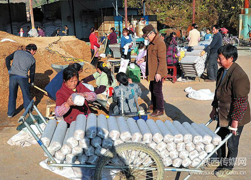 ������ǿ��������Ʒ�� �ٽ�ʳ�þ����ٷ�չ