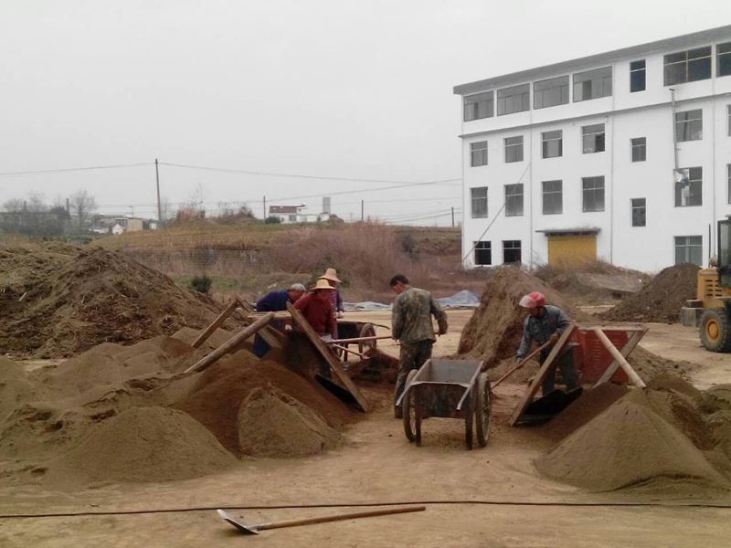 ����Ǳɽ�أ�������������æ