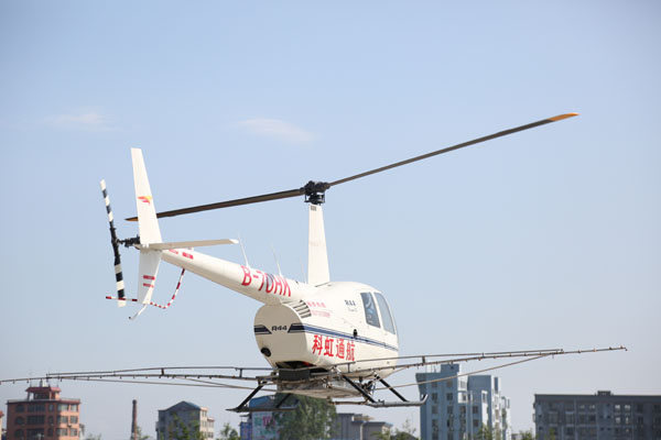 广西融安县2016年柑桔木虱专业化统防统治拉开序幕