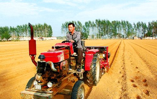 Ȩ˫򳣶䣬һ̨ũءũץסеʱϸңʩʣиճɡ