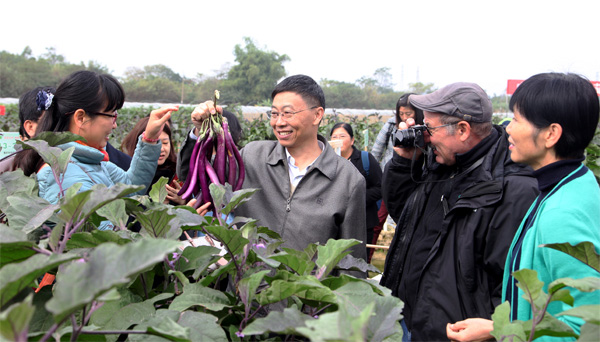2016年第五届广西蔬菜新品种展示交流会在南宁举行