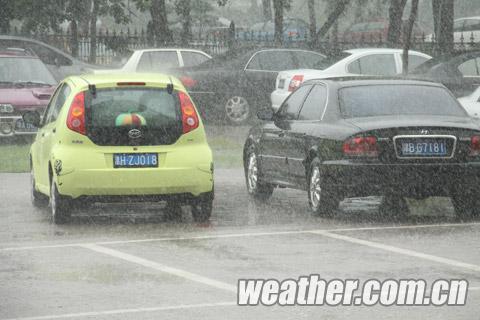 天津全市普降中到大雨 未来两天降雨仍将持续