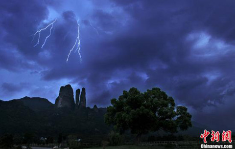 ̨�硰���������㻦����4������214���˽���ת��