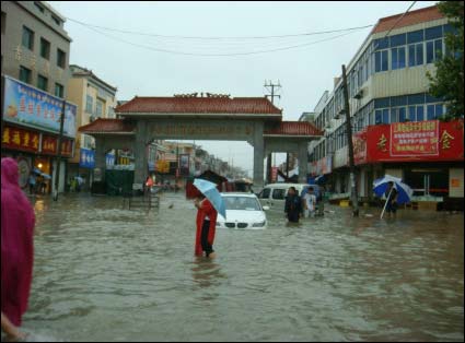 ֱ��������ˮǿ���꣺��ˮ������ �̼�æ����