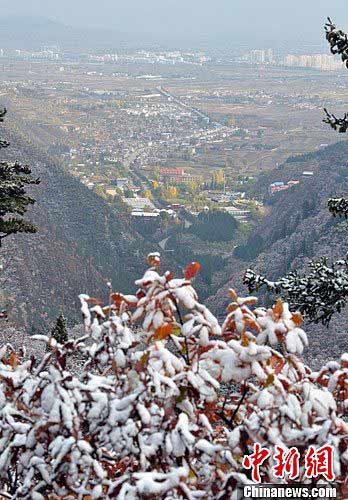 ��������ԣ�����������ս���ѩ����װ�ع���