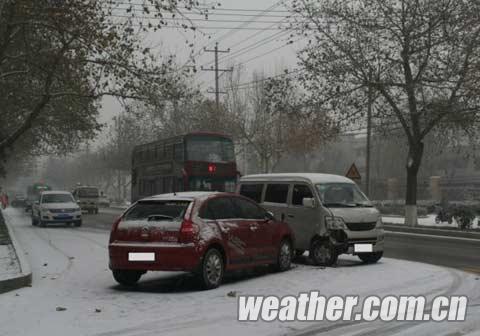 �ӱ����ӭ��ѩ ʡ�ڶ�������·��ͨ������