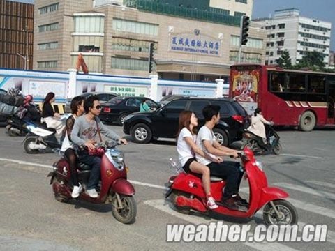 冷空气袭广西 南宁一夜降温10.5℃