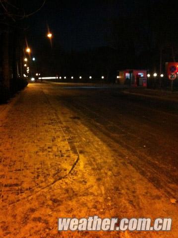 北京28日降雪影响交通 29日多云转晴需防低温大风