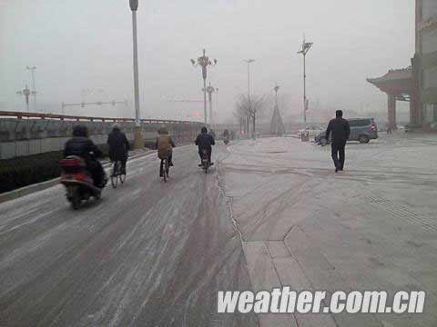 河北大部雾霾持续 16日逐渐消散