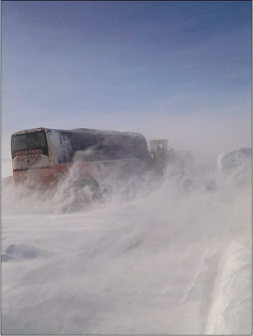 新疆北部大部积雪深度超15厘米 今明天再迎明显降雪
