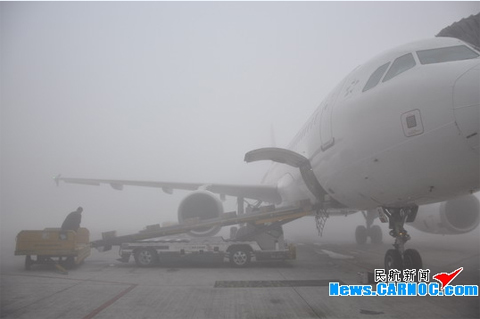 Ũ���³ɶ��������к������� ����������ʱ�ر�