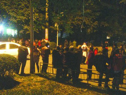 四川19日连遇8次地震最高4.9级 尚无人员伤亡