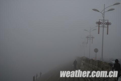 ���ݰ�˳�����ܼ��Ȳ���200�׵Ĵ���