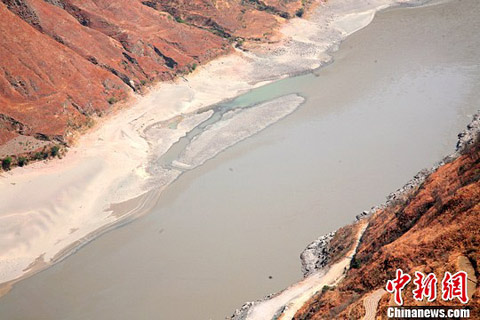 �й����ϲ��ɺ��½�ɳ��ˮλ������� 