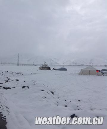 青海被暴雨“淋湿” 部分路段积水严重