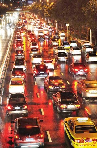 ����ͻ������ ���ֵ�·��ˮ��������(��ͼ)