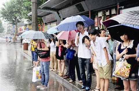 ����������ǿ����Ϯ���� ֱ�Ӿ�����ʧ6416��Ԫ