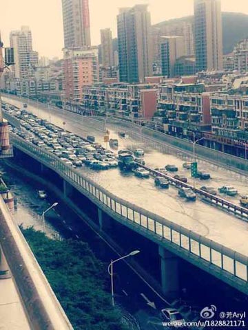 ǿ�����ɨ���� ��ˮ���ͻؼ�·