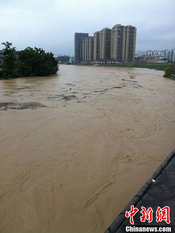湖北强降雨造成6人死亡 86万人受灾
