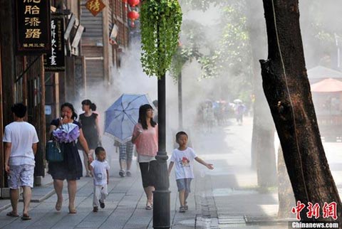 ���ߡ�Я�֡���½ů���� ���������Χ������Ϯ