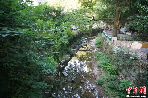 浙江出现60年来最严重高温热浪天气 本周炎热持续